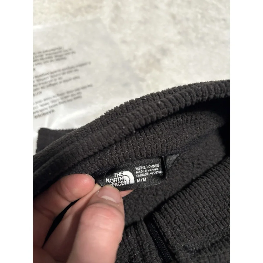 The North Face Men's 1/4 Zip‎ Black Pullover Sweatshirt Size Medium Sweater